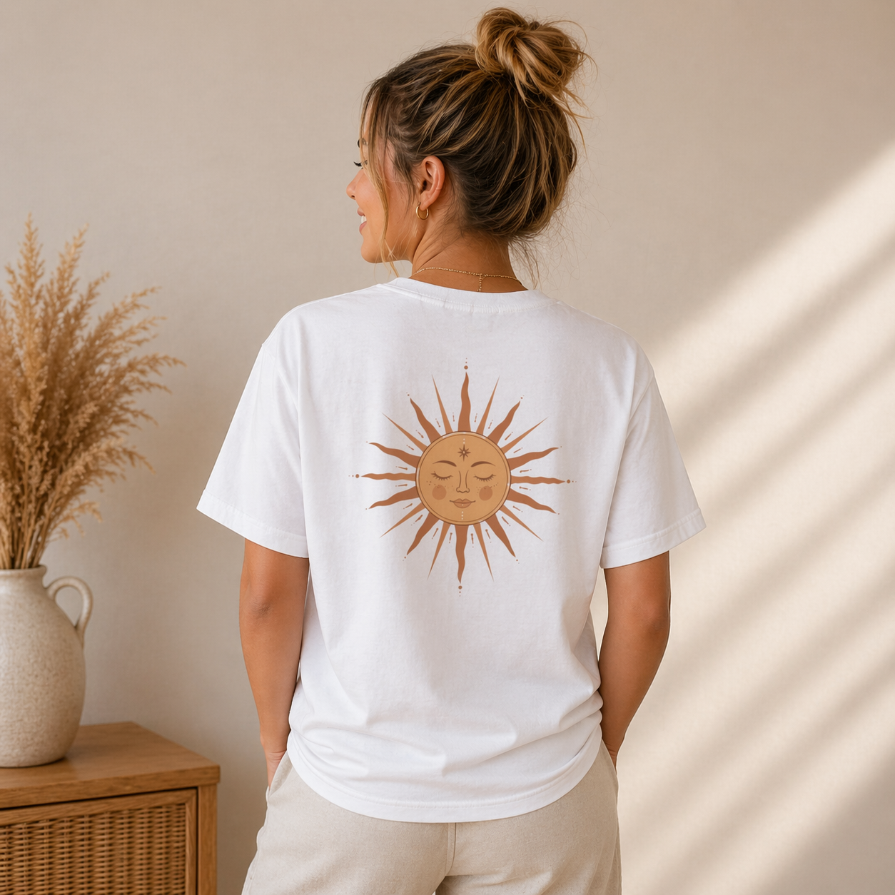 Wild & Warm Sonnen-Shirt für Teens | Handgezeichnetes Vintage-Sonnenmotiv